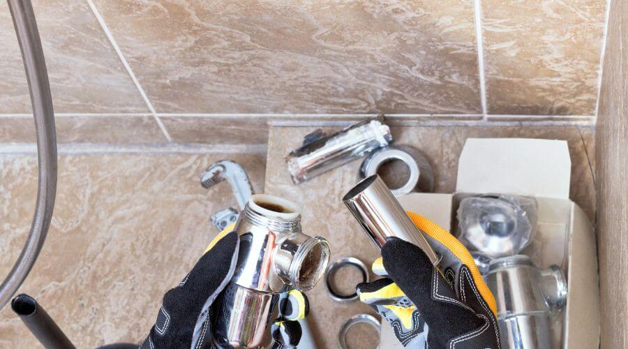 Professional gutter cleaning in Monroe, WA